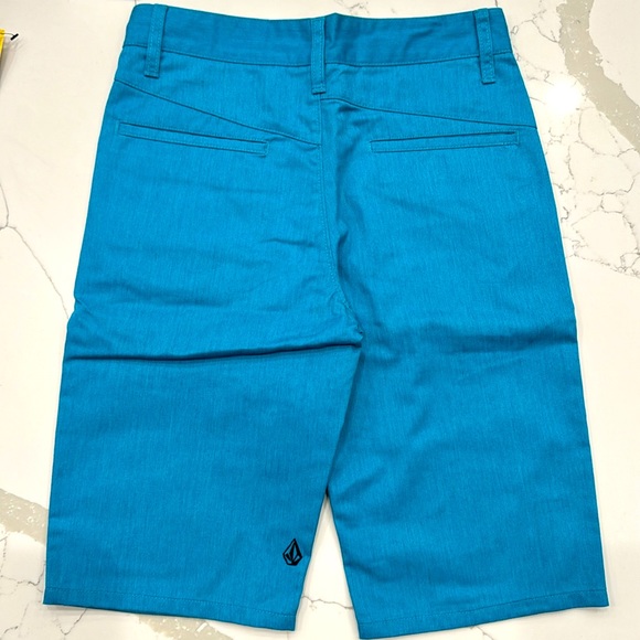 Youth boys set of three NWT Volcom VMonty modern fit shorts size 26 (12) - Picture 6 of 8